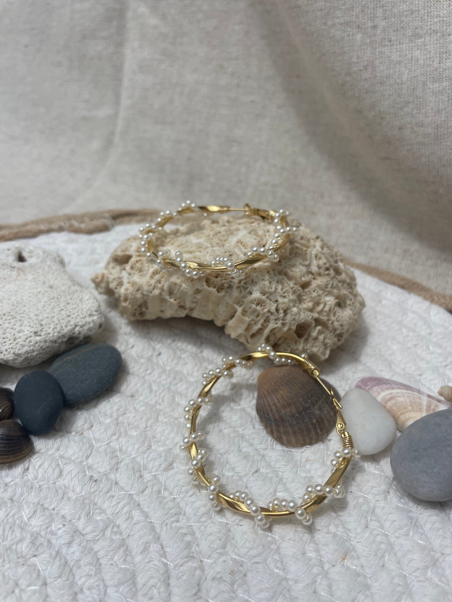 Boucle d'Oreille Créole Perlée